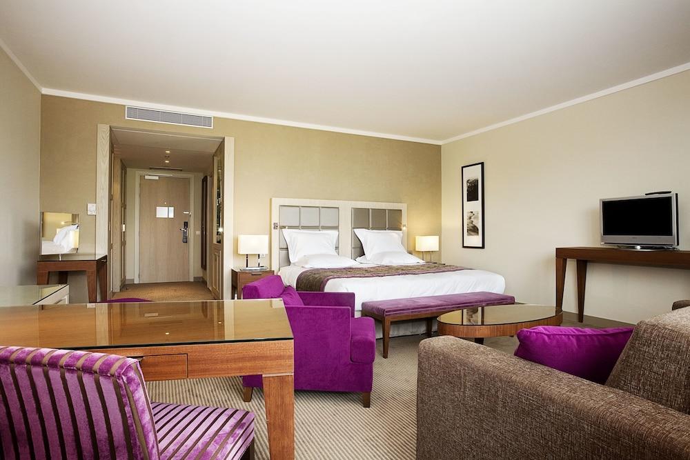 Hotel Hilton Les Bains 4*